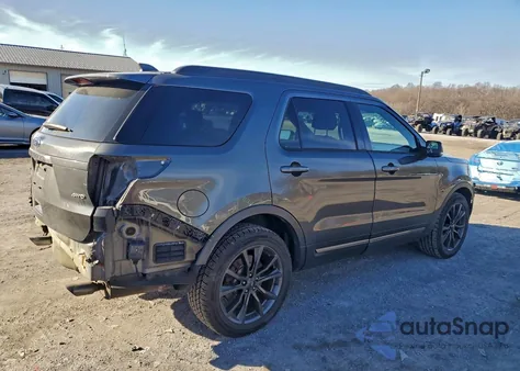 2017 Ford Explorer Xlt z USA, uszkodzony, nr VIN 1FM5K8D8XHGD74306